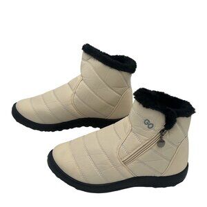 Go Womens Faux Fur Lined Beige Ankle Boots With Side Zipper - Size 6.5